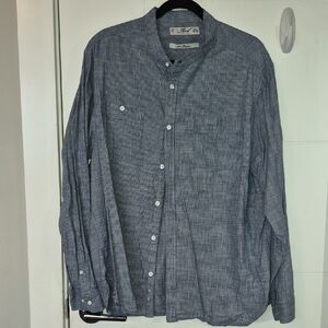 Red Men's Casual Button-Down Shirt in Heathered Blue